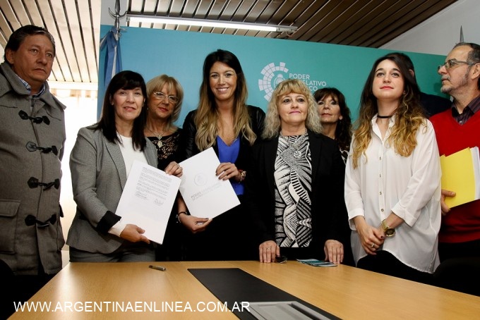 El ejecutivo aportará asesoramiento para prevenir la violencia laboral