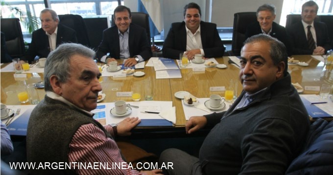 La nueva CGT planteó reclamos al gobierno