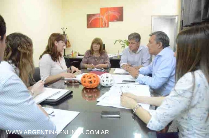 FUNCIONAMIENTO DE COMEDORES ESCOLARES: EVALUCACIÓN POSITIVA DE EDUCACIÓN Y FIDUCIARIA DEL NORTE