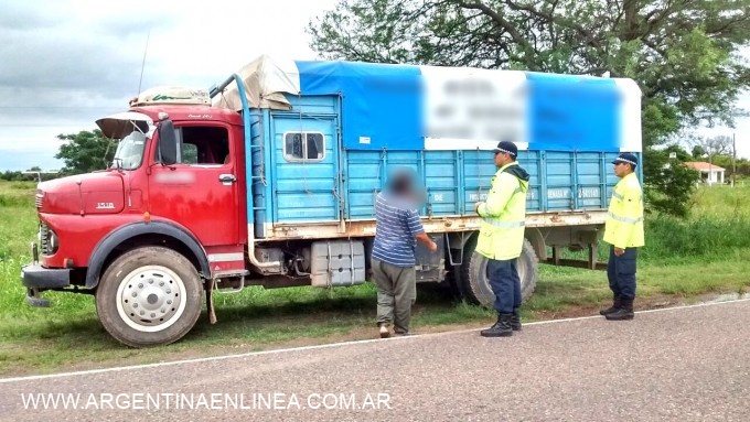SAENZ PEÑA:Decomisan cargamento de fideos y de semillas de algodon transportados ilegalmente
