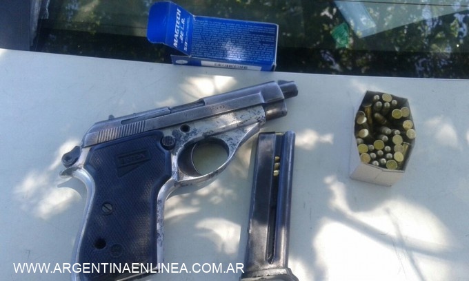 DEMORAN A UN HOMBRE CON ANIMALES FAENADOS Y CON MUCHAS ARMAS 