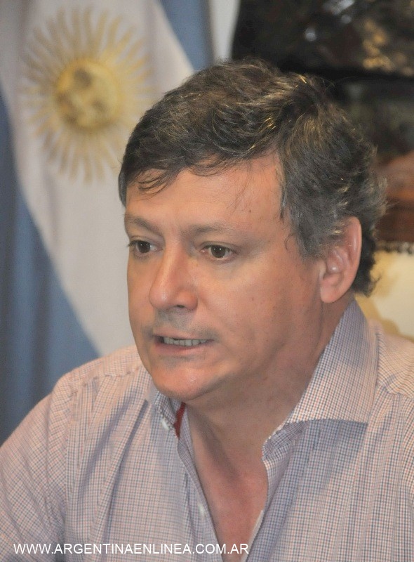 EL GOBIERNO DECLARÓ DUELO EN TODO EL TERRITORIO PROVINCIAL POR EL FALLECIMIENTO DE MARIO BOSCH
