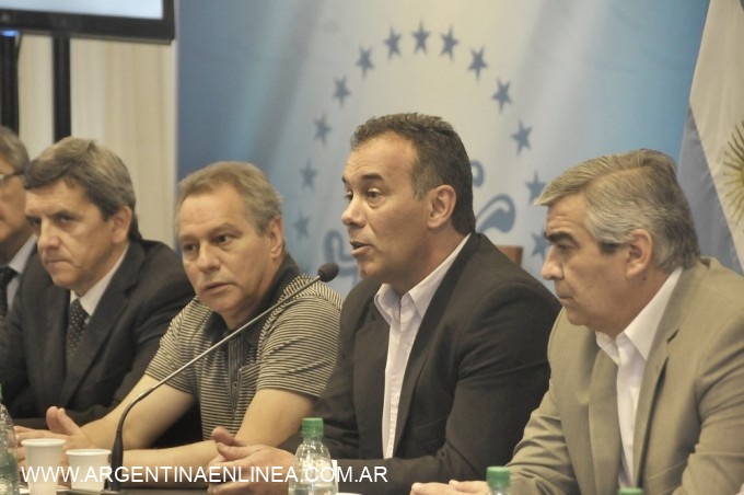 EL VICEGOBERNADOR PRESENTÓ EL PLAN DE REGULARIZACIÓN DE TIERRAS FISCALES RURALES