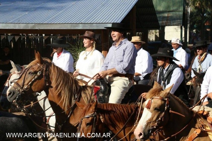 Cabalgata por el Día de la Tradición