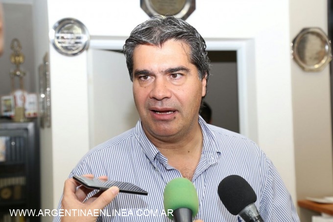 Capitanich participará del homenaje a Monseñor De Carlo en el marco del Año de la Misericordia
