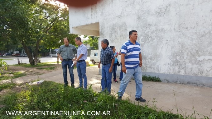Bolatti recorrió Villa Asunción y se comprometió a mejorar iluminación, limpieza y erradicar minibasurales