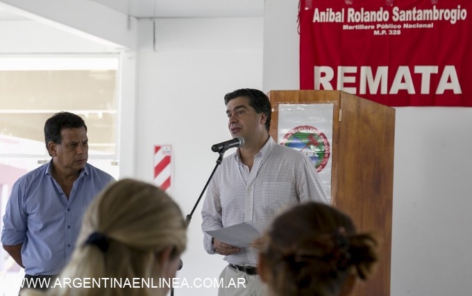 Capitanich participó en la apertura de la subasta de  bienes propios del municipio
