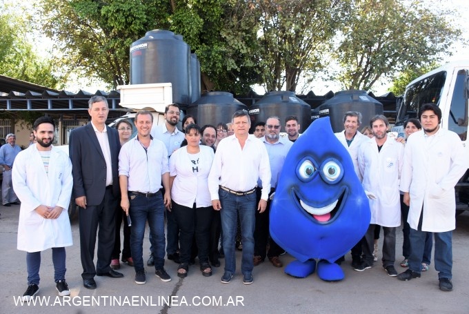PEPPO ENTREGÓ TANQUES DE AGUA PARA PALIAR LA CRISIS HÍDRICA EN LOCALIDADES DEL INTERIOR