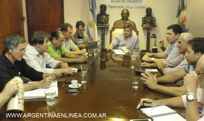 GOBIERNO Y CÁMARAS DE LA CONSTRUCCIÓN ELEVARÁN PEDIDO A NACIÓN PARA AGILIZAR LA REACTIVACIÓN DE LA OBRA PÚBLICA