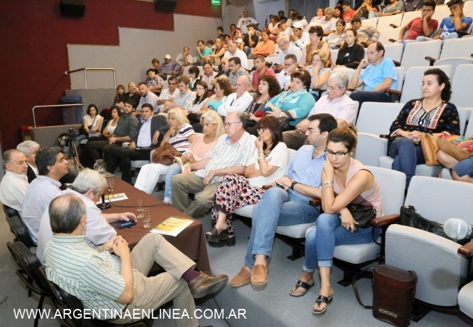 Capitanich participó de la Jornada de Reflexión política por los 40 años de la Masacre de Margarita Belén