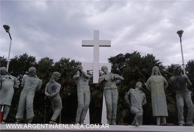 Capitanich recordó a los militantes asesinados al cumplirse los 40 años de la Masacre de Margarita Belén