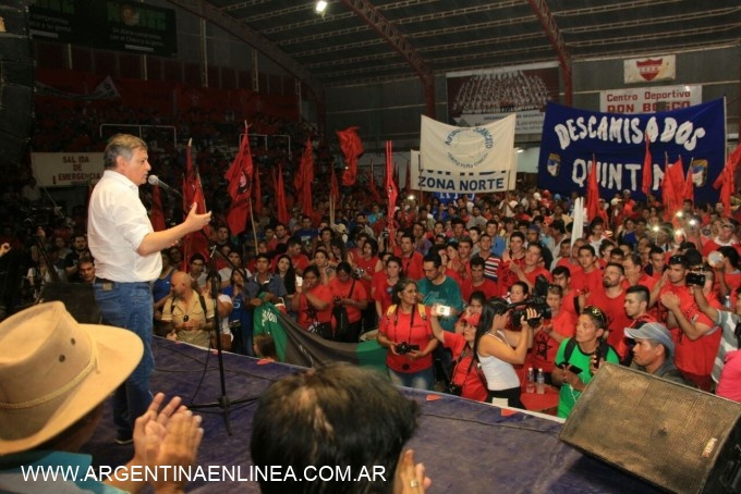 PEPPO LLAMÓ A "AUNAR ESFUERZOS POR LOS QUE MENOS TIENEN" EN LA PRESENTACIÓN DEL PARTIDO SOCIALISTA UNIDOS