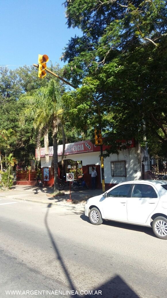 El municipio instaló un semáforo en avenida Ávalos al 1000