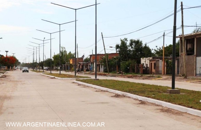 Capitanich inaugura hoy a las 12 las obras de pavimento de la calle Obligado